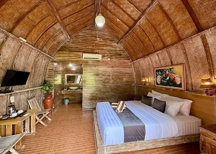The Suwi Huts At Nusa Penida