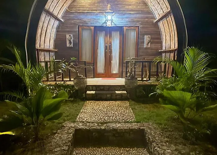 The Suwi Huts At Nusa Penida